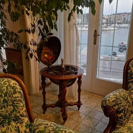 Captain's House Villa Jezera